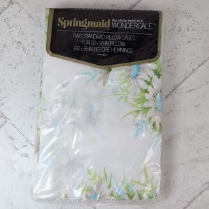 Vintage Springmaid Wondercale Pillowcases Fresh Daisies Floral, NOS, 20x26
